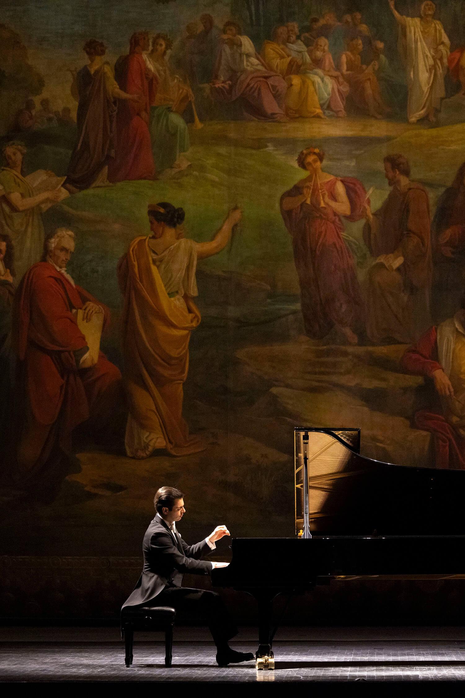 Jean-Paul Gasparian playing the piano